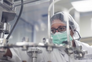 药品注册受理工作调整：12月1日起，凡由总局审评审批的注册申请均由总局受理